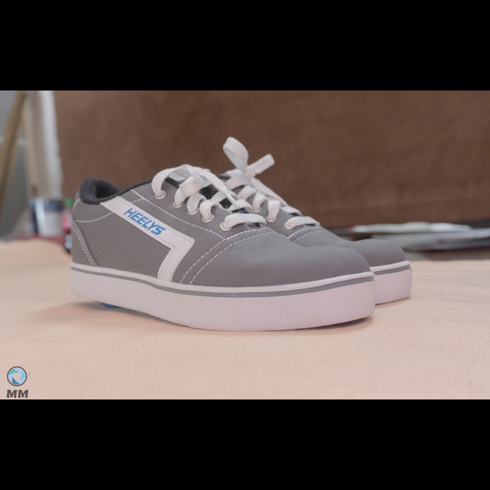 Men’s heelys